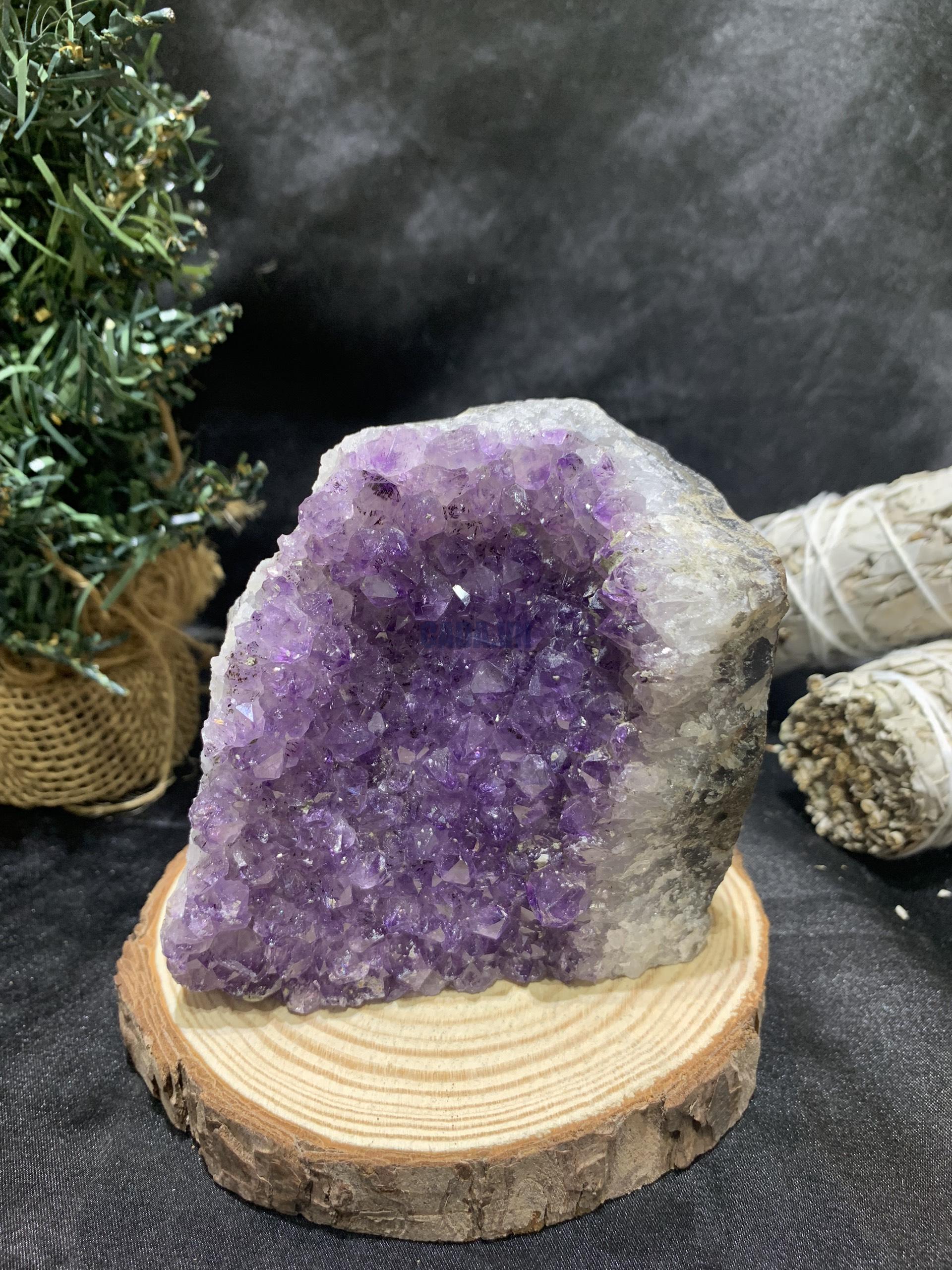 HỐC THẠCH ANH TÍM NHỎ – SMALL AMETHYST GEODE (TV431), KL: 0,504KG, KT: 8,5*9CM