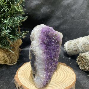 HỐC THẠCH ANH TÍM NHỎ – SMALL AMETHYST GEODE (TV431), KL: 0,504KG, KT: 8,5*9CM