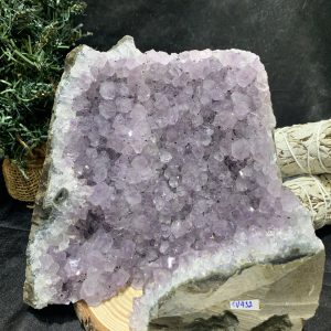 HỐC THẠCH ANH TÍM NHỎ – SMALL AMETHYST GEODE (TV432), KL: 2,148KG, KT: 16,3*16CM