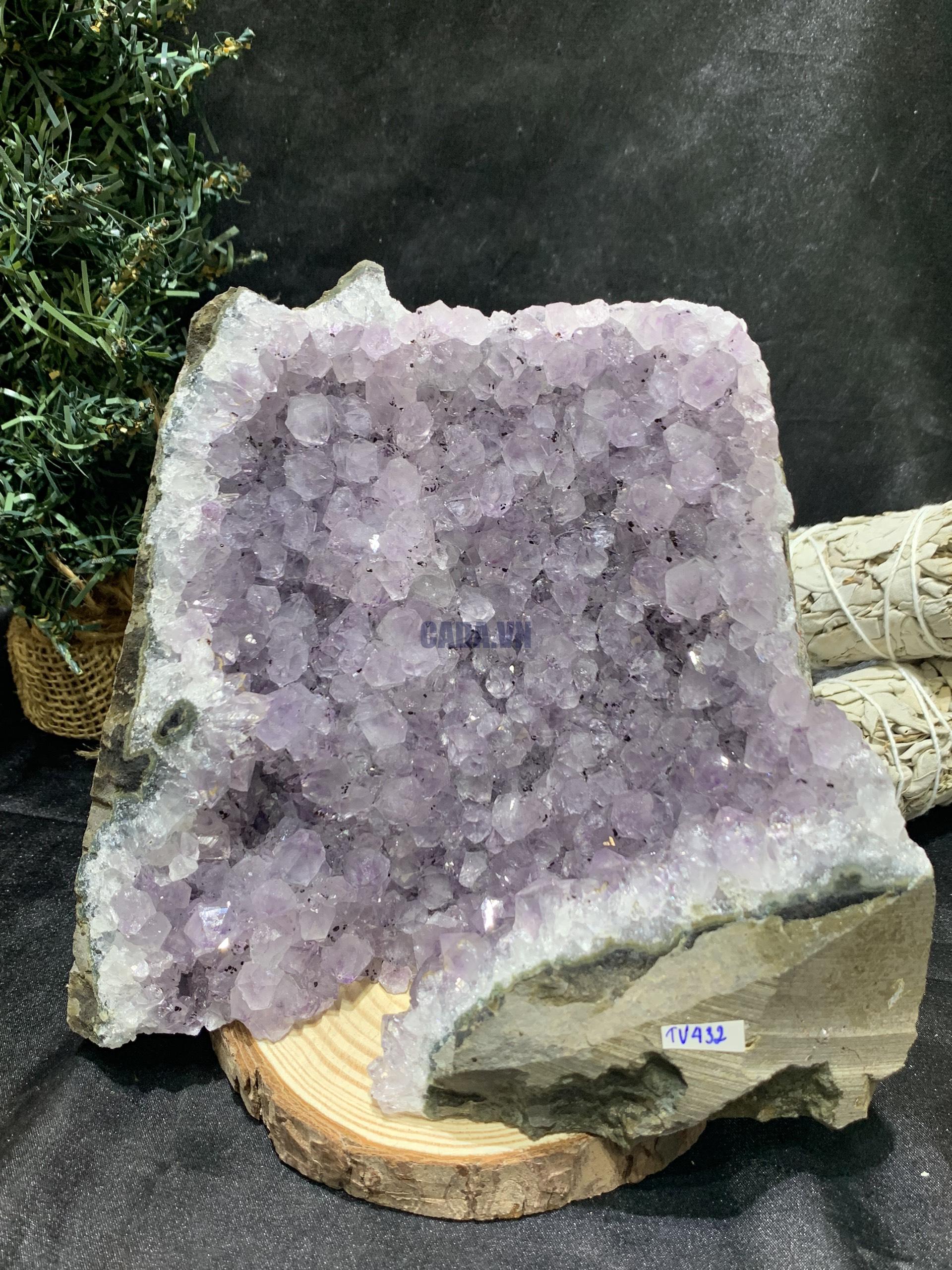 HỐC THẠCH ANH TÍM NHỎ – SMALL AMETHYST GEODE (TV432), KL: 2,148KG, KT: 16,3*16CM