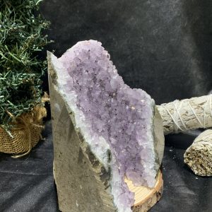 HỐC THẠCH ANH TÍM NHỎ – SMALL AMETHYST GEODE (TV432), KL: 2,148KG, KT: 16,3*16CM