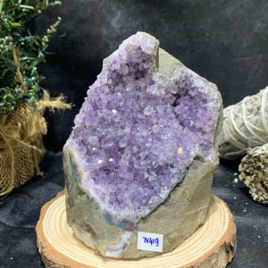 HỐC THẠCH ANH TÍM NHỎ – SMALL AMETHYST GEODE (TV419), KL: 0,694KG, KT: 9,5*11,5CM