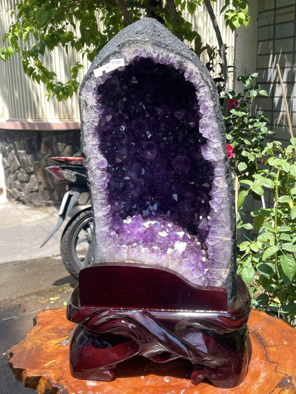 hốc thạch anh tím