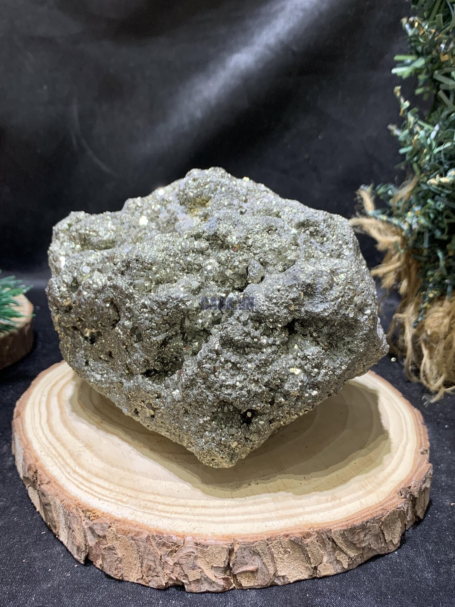 TINH THỂ VÀNG GĂM – Pyrite (TVG04), KL: 2.13KG