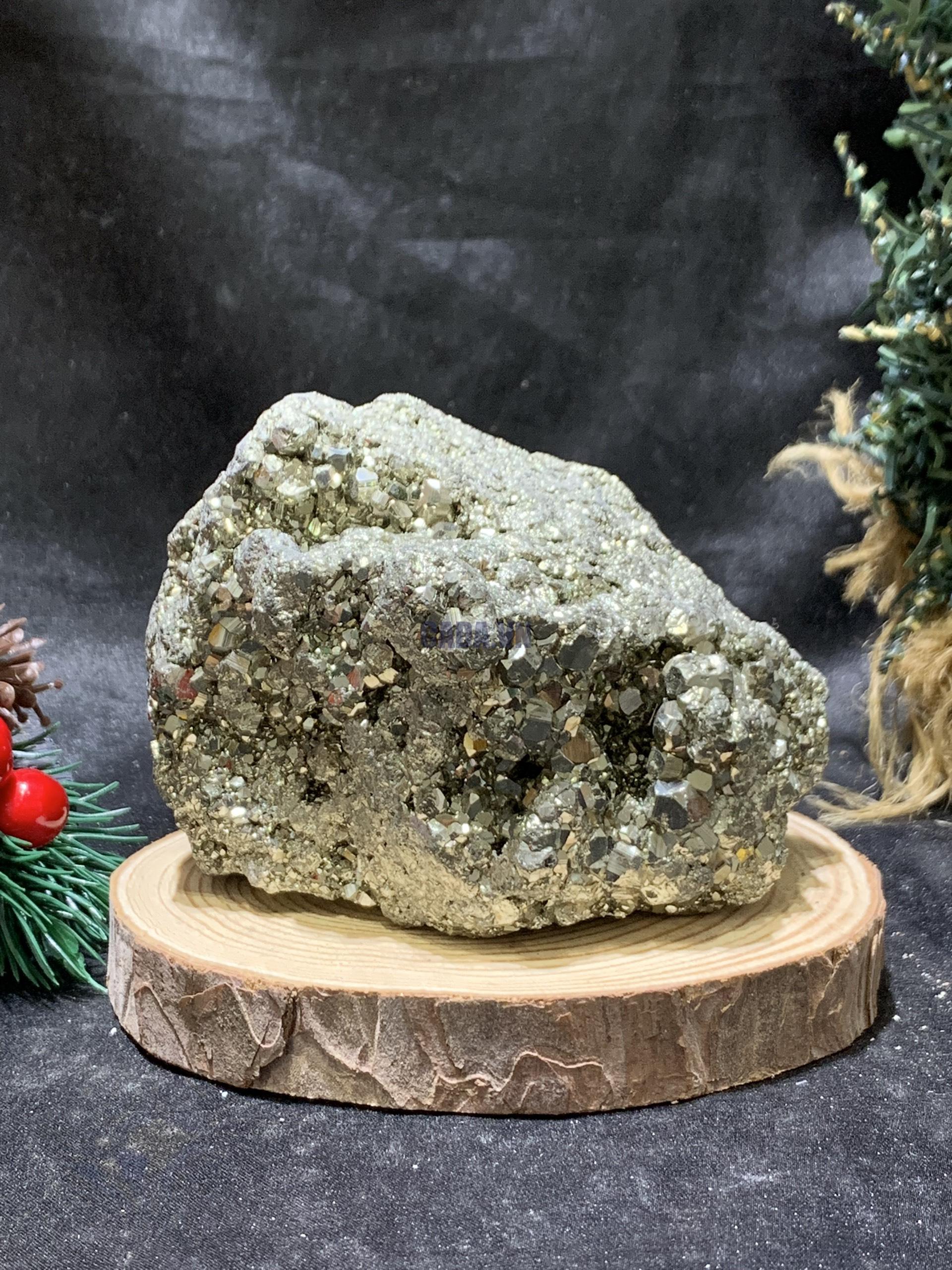 TINH THỂ VÀNG GĂM – Pyrite (TVG12), KL: 1.04KG