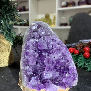 HỐC THẠCH ANH TÍM NHỎ – SMALL AMETHYST GEODE (TV431), KL: 0,62KG, KT: 12*8CM