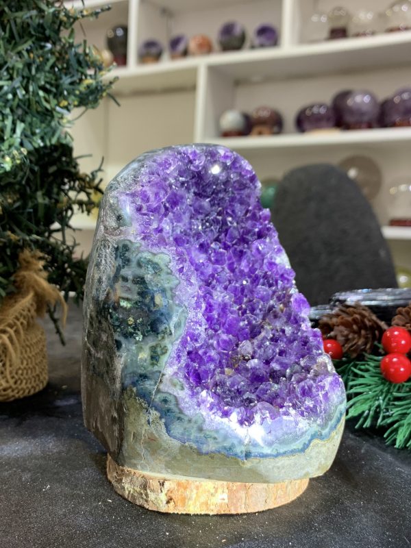 HỐC THẠCH ANH TÍM NHỎ – SMALL AMETHYST GEODE (TV432), KL: 0,63KG, KT: 12*8,5CM