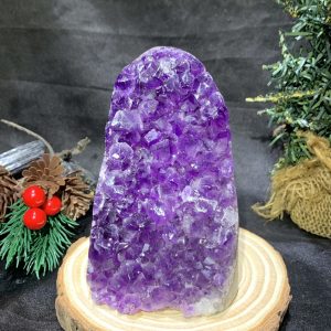HỐC THẠCH ANH TÍM NHỎ – SMALL AMETHYST GEODE (TV446), KL: 0,715KG, KT: 13*6,5CM