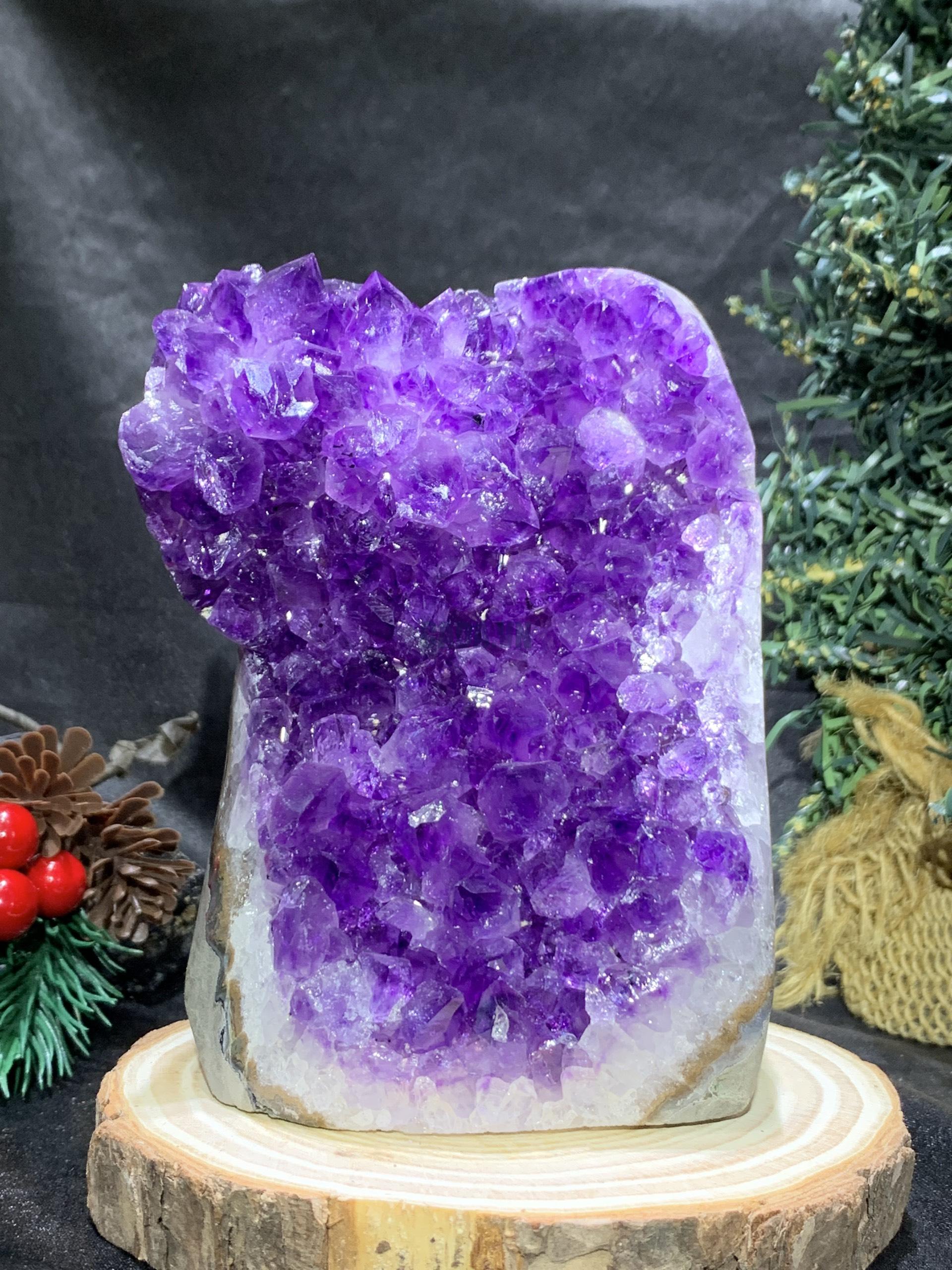 HỐC THẠCH ANH TÍM NHỎ – SMALL AMETHYST GEODE (TV451), KL: 1,065KG, KT: 13*9CM