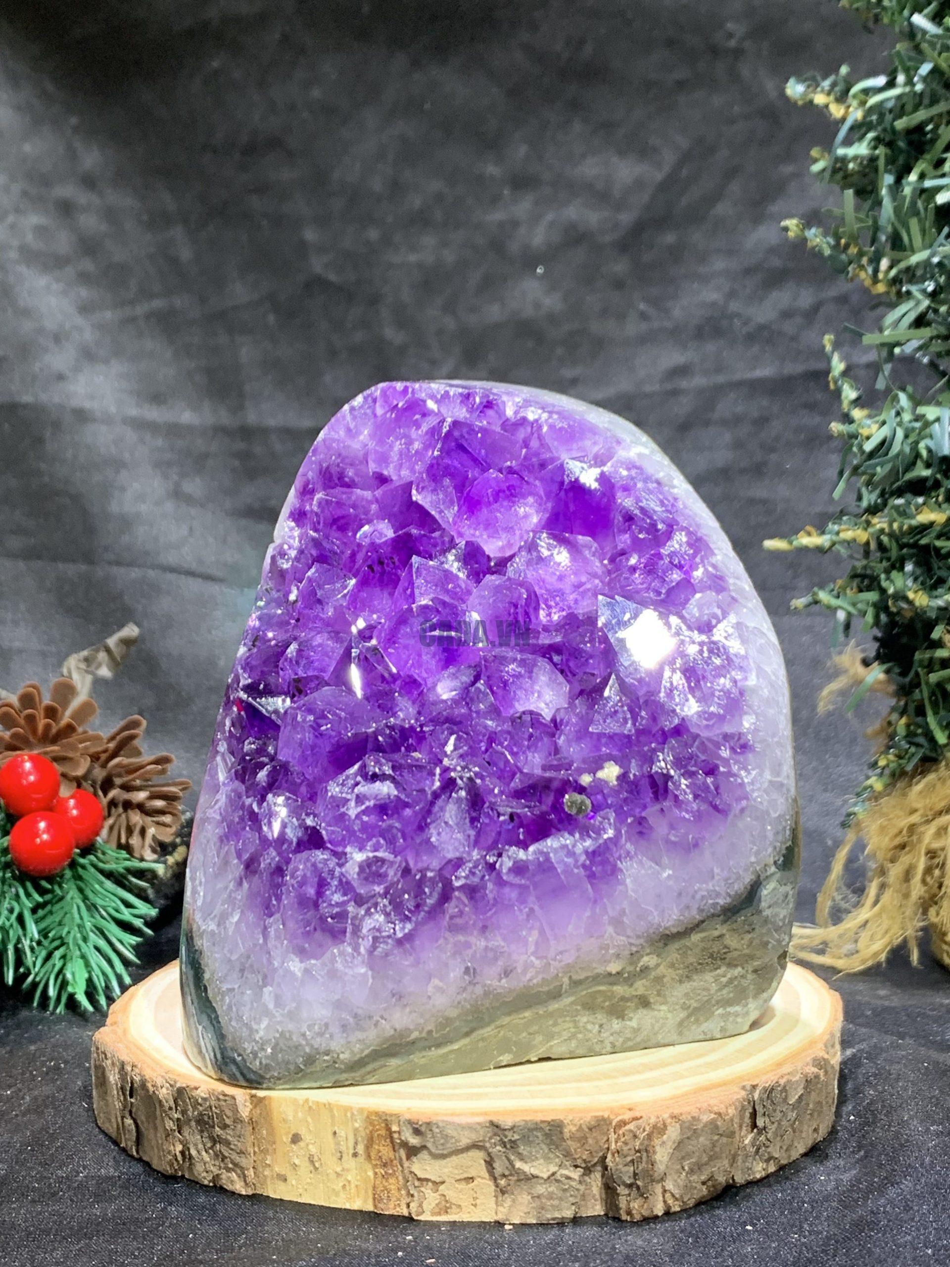 HỐC THẠCH ANH TÍM NHỎ – SMALL AMETHYST GEODE (TV449), KL: 1,19KG, KT: 12*9CM