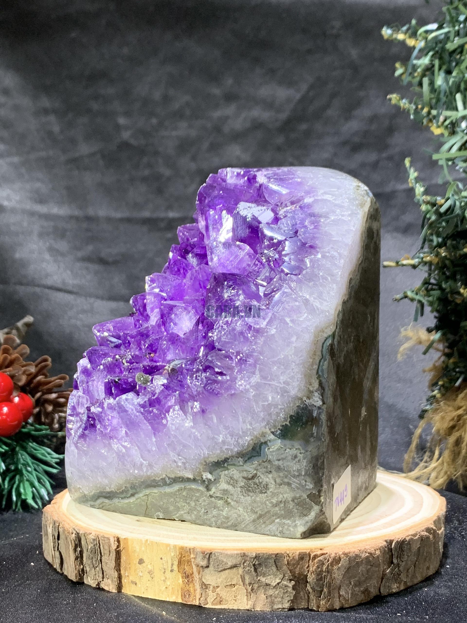 HỐC THẠCH ANH TÍM NHỎ – SMALL AMETHYST GEODE (TV449), KL: 1,19KG, KT: 12*9CM