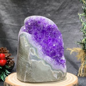 HỐC THẠCH ANH TÍM NHỎ – SMALL AMETHYST GEODE (TV443), KL: 0,675KG, KT: 11*9CM