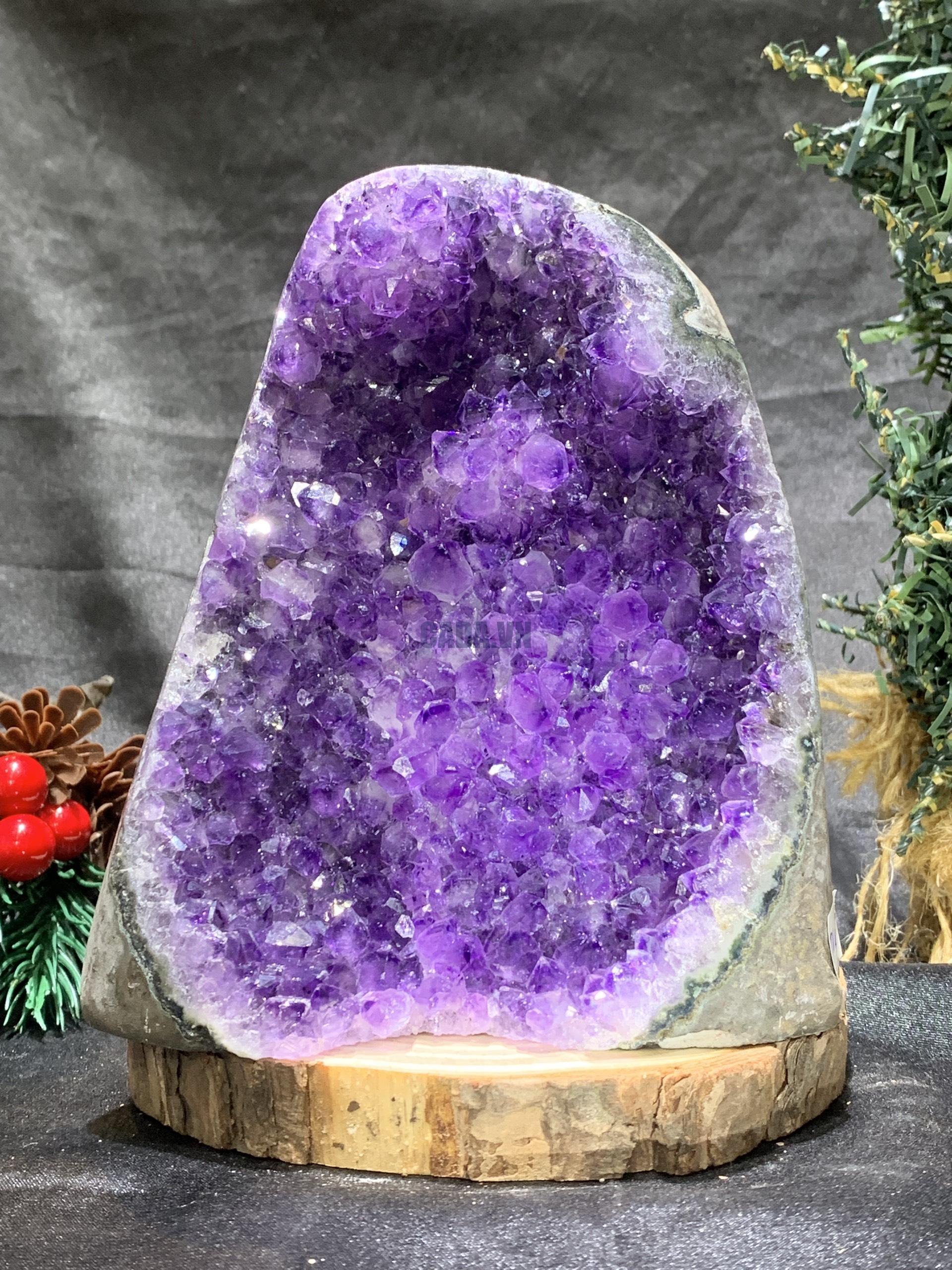 HỐC THẠCH ANH TÍM NHỎ – SMALL AMETHYST GEODE (TV439), KL: 1,32KG, KT: 14,5*11,5CM