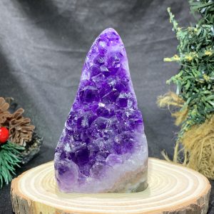 HỐC THẠCH ANH TÍM NHỎ – SMALL AMETHYST GEODE (TV438), KL: 0,385KG, KT: 9*5CM