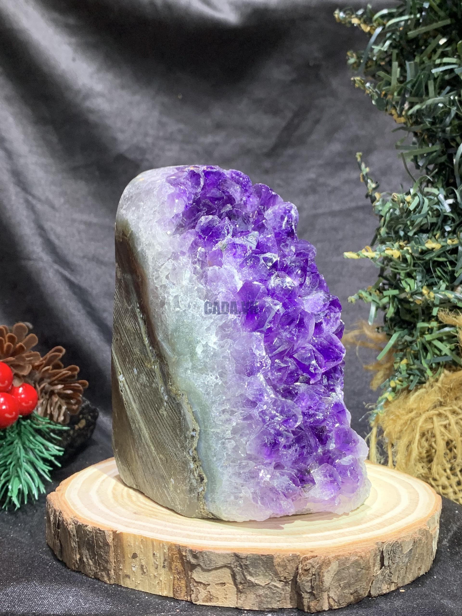 HỐC THẠCH ANH TÍM NHỎ – SMALL AMETHYST GEODE (TV458), KL: 0,565KG, KT: 12*4,5CM