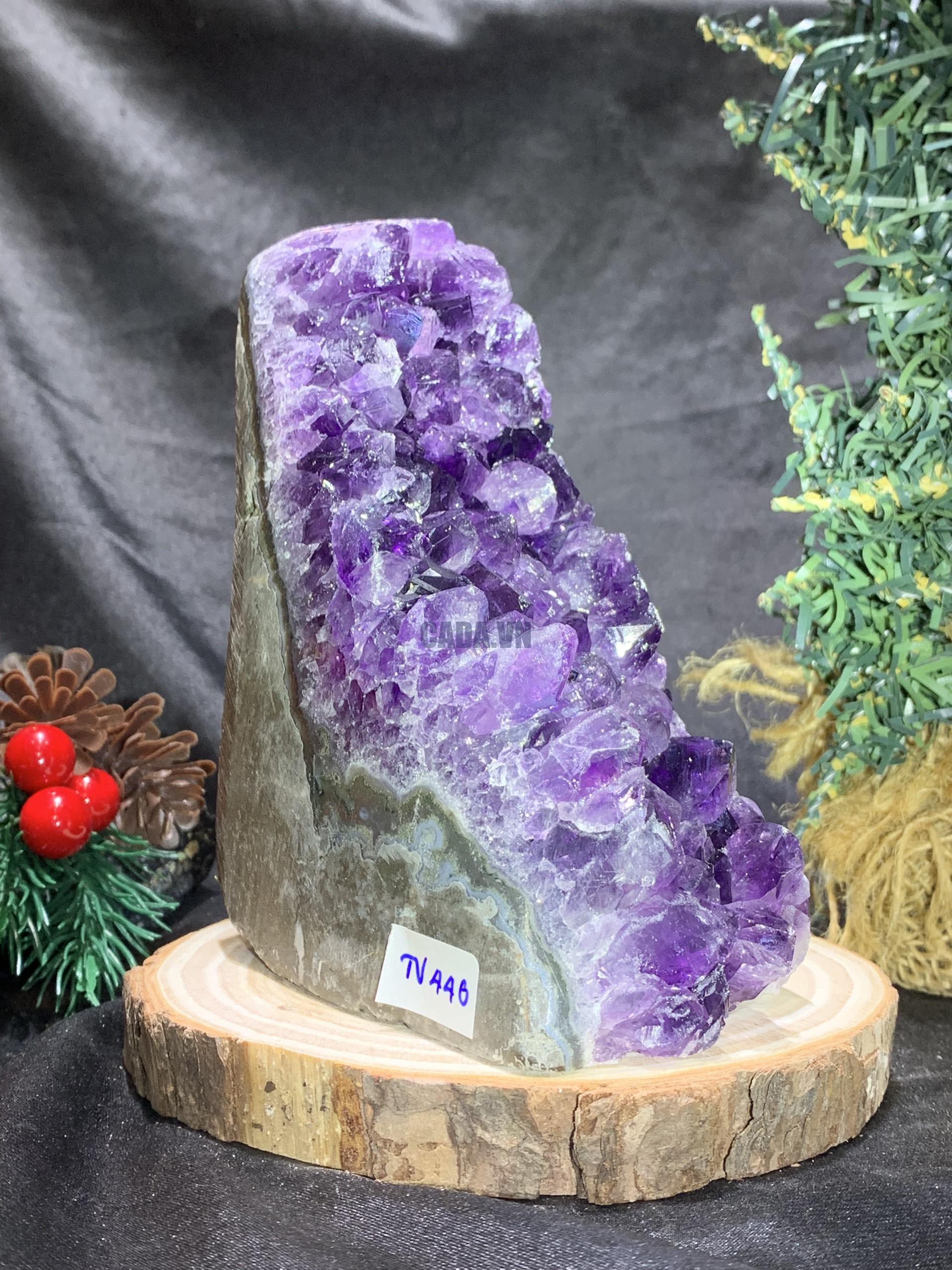 HỐC THẠCH ANH TÍM NHỎ – SMALL AMETHYST GEODE (TV440), KL: 0,725KG, KT: 14*6,5CM