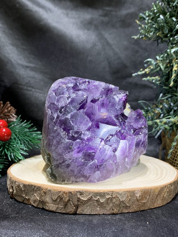 HỐC THẠCH ANH TÍM NHỎ – SMALL AMETHYST GEODE (TV484), KL: 0,715KG, KT: 7,5*9CM