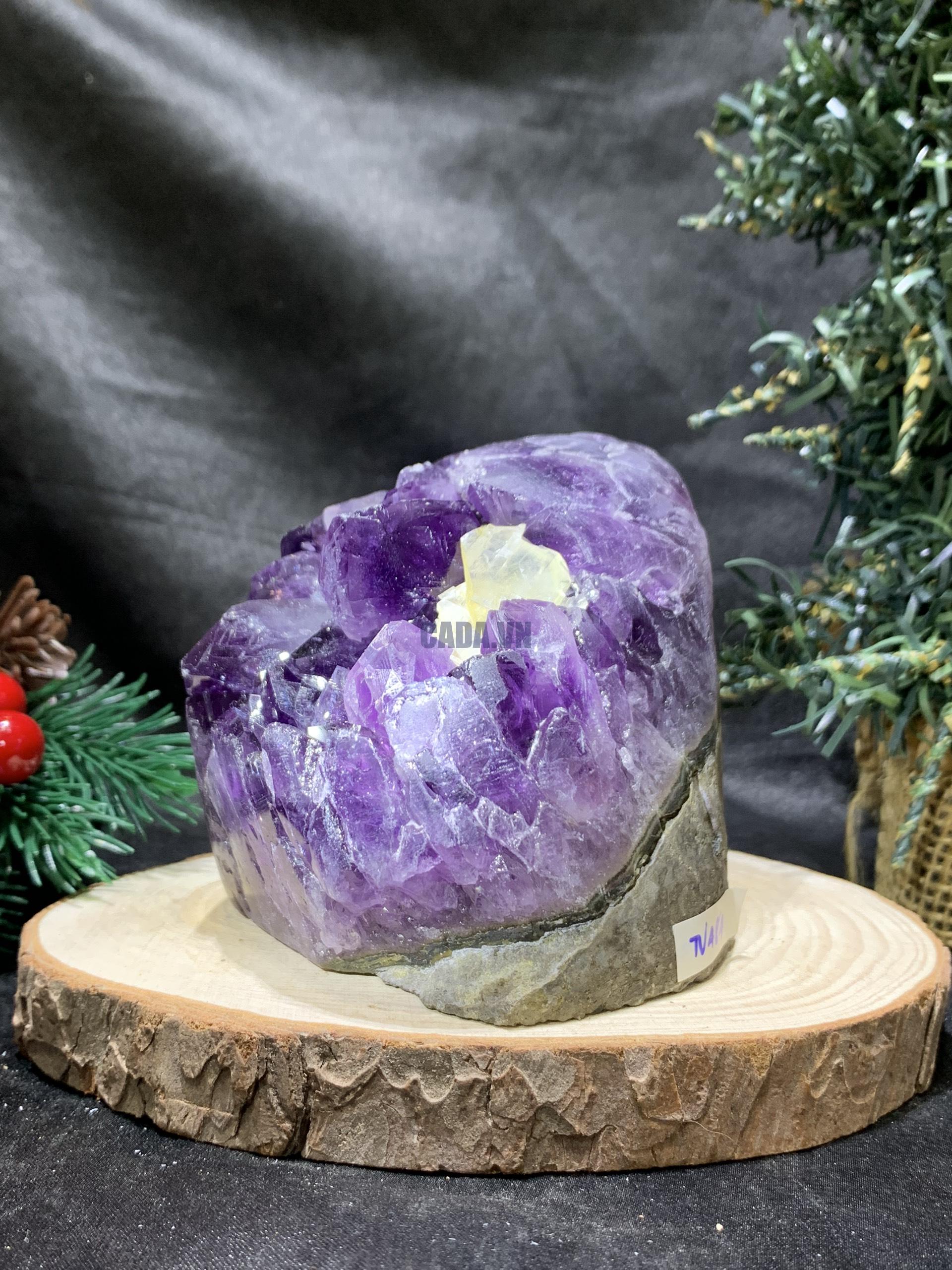 HỐC THẠCH ANH TÍM NHỎ – SMALL AMETHYST GEODE (TV484), KL: 0,715KG, KT: 7,5*9CM
