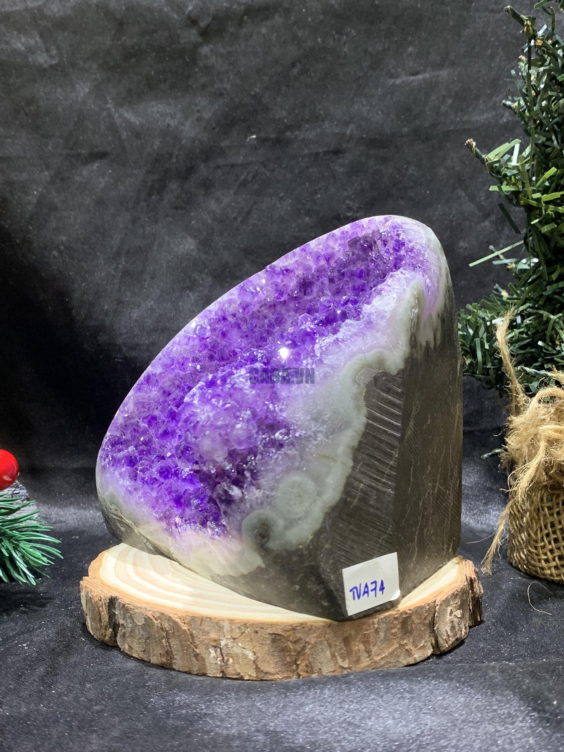 HỐC THẠCH ANH TÍM NHỎ – SMALL AMETHYST GEODE (TV474), KL: 1,26KG, KT: 13*11CM