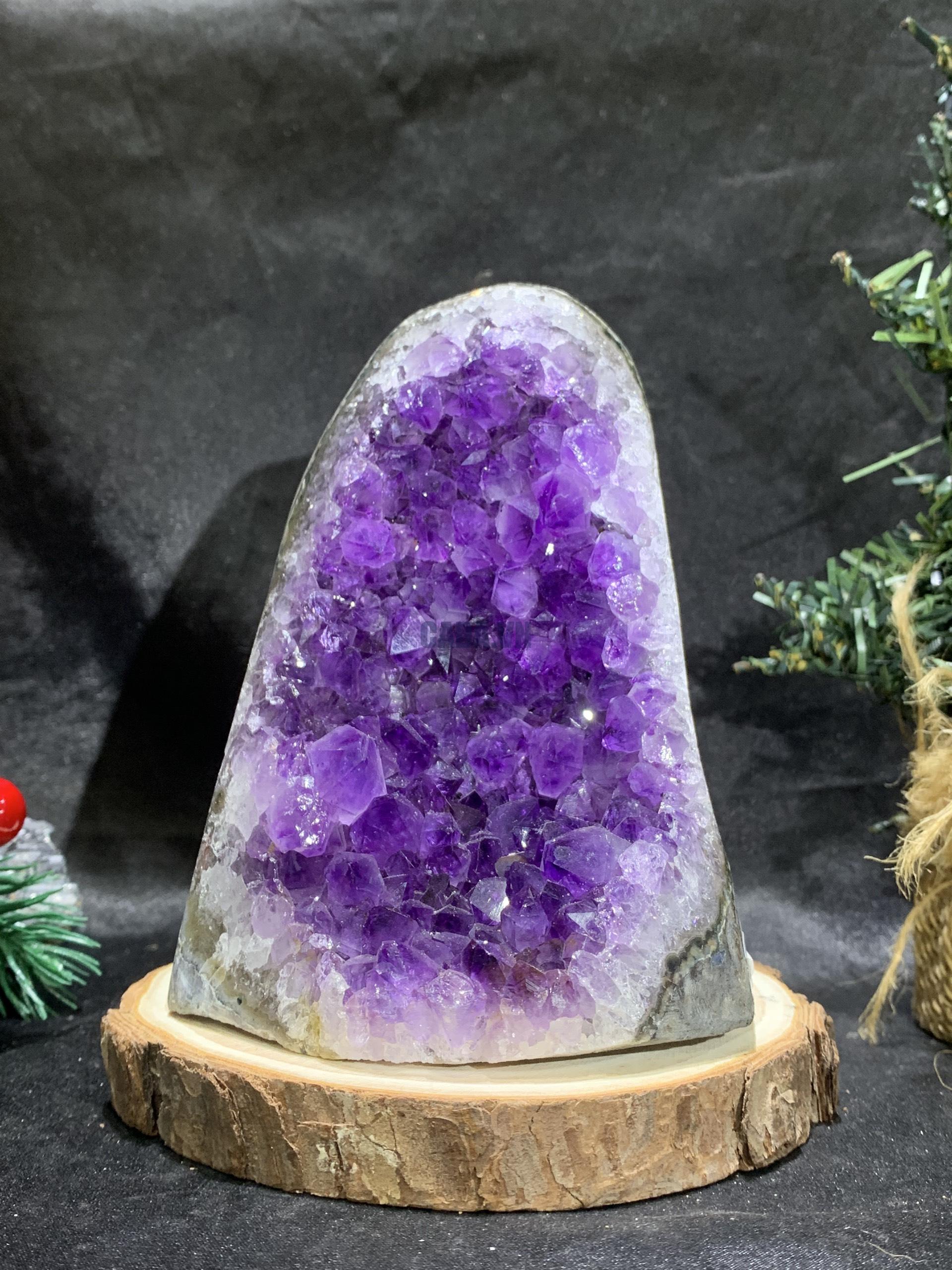 HỐC THẠCH ANH TÍM NHỎ – SMALL AMETHYST GEODE (TV505), KL: 0,89KG, KT: 12*9CM