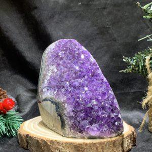 HỐC THẠCH ANH TÍM NHỎ – SMALL AMETHYST GEODE (TV480), KL: 0,59KG, KT: 12*7CM