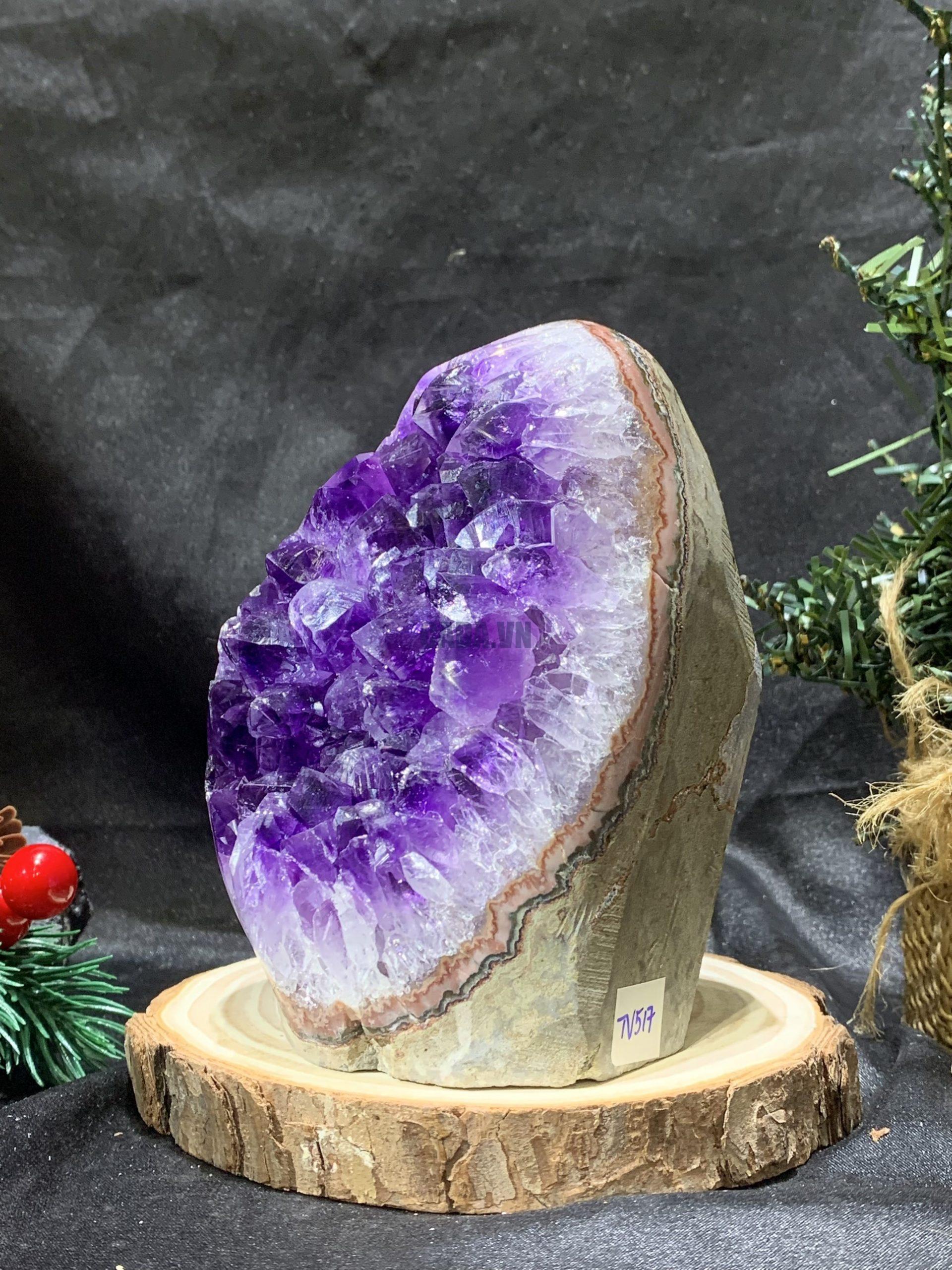 HỐC THẠCH ANH TÍM NHỎ – SMALL AMETHYST GEODE (TV517), KL: 0,985KG, KT: 13*8CM