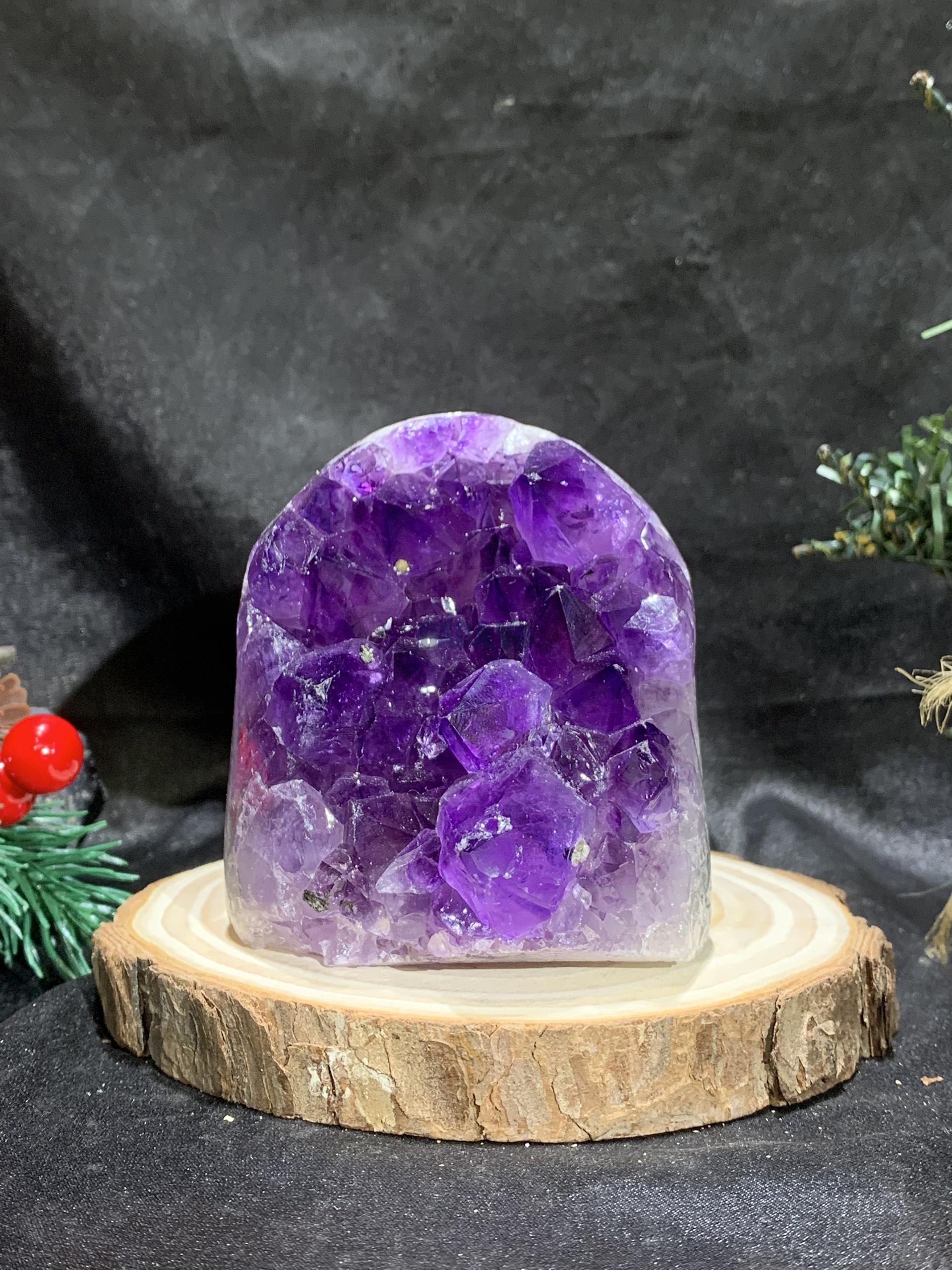 HỐC THẠCH ANH TÍM NHỎ – SMALL AMETHYST GEODE (TV516), KL: 0,475KG, KT: 8*6,8CM