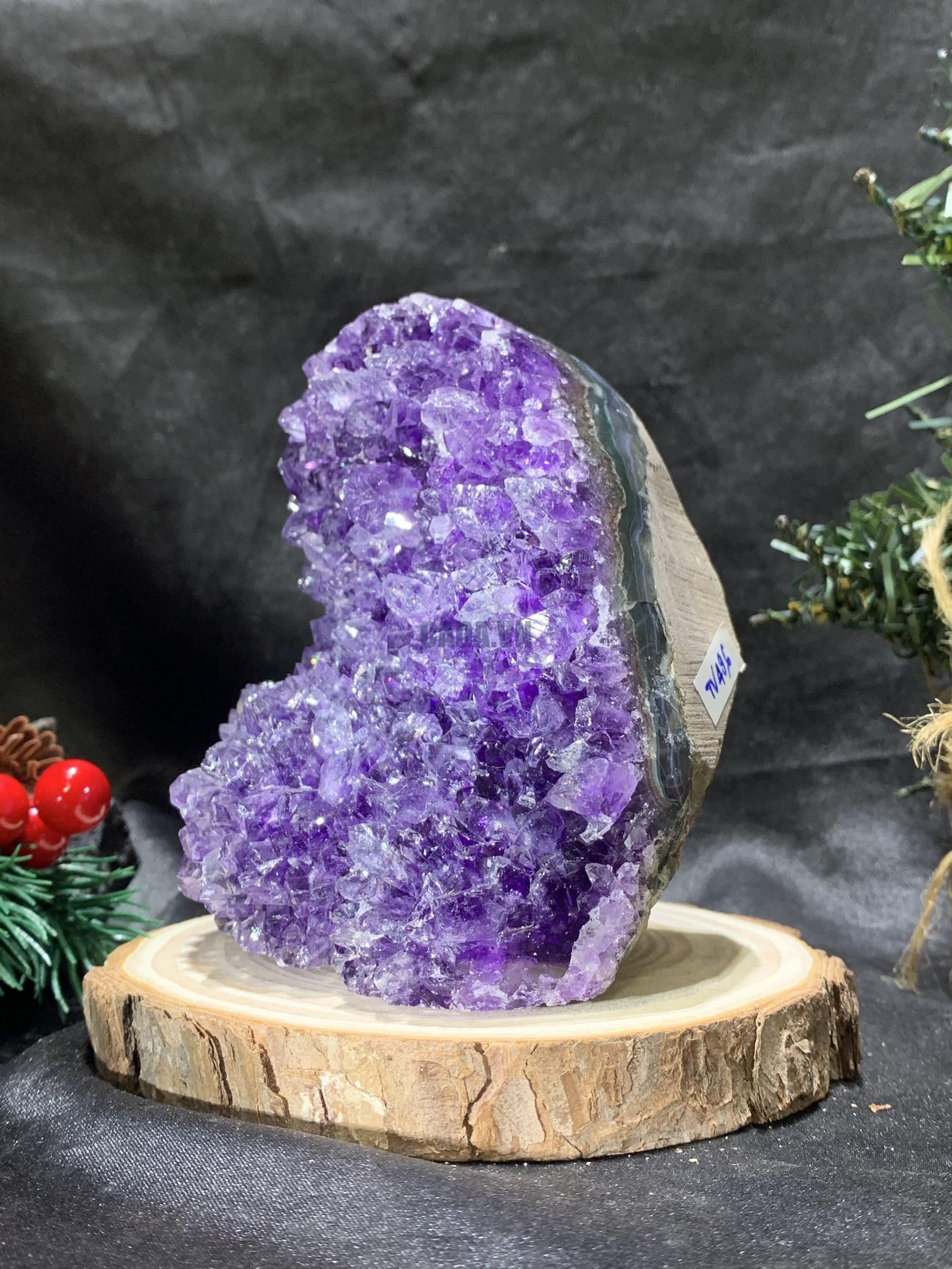 HỐC THẠCH ANH TÍM NHỎ – SMALL AMETHYST GEODE (TV496), KL: 1KG, KT: 10,5*9CM