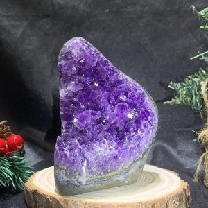 HỐC THẠCH ANH TÍM NHỎ – SMALL AMETHYST GEODE (TV473), KL: 0,67KG, KT: 11,5*6,5CM