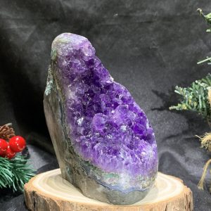 HỐC THẠCH ANH TÍM NHỎ – SMALL AMETHYST GEODE (TV473), KL: 0,67KG, KT: 11,5*6,5CM