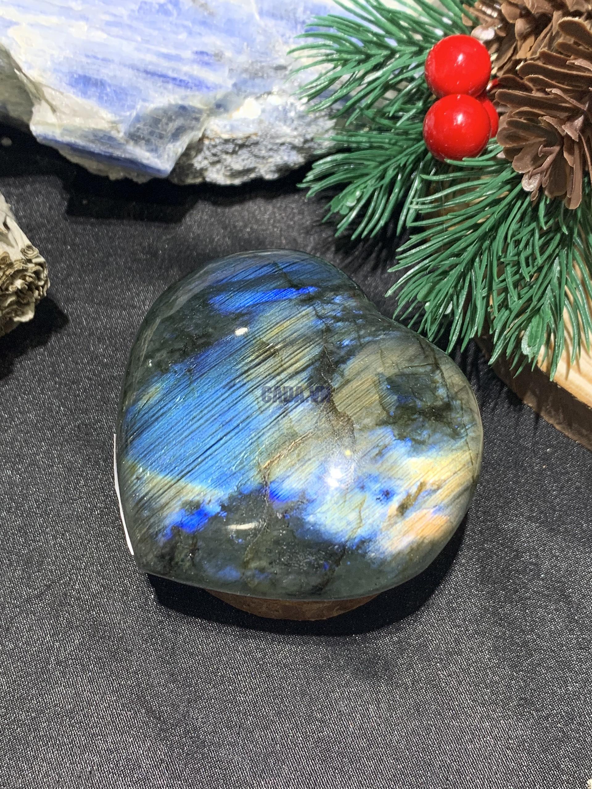 TRÁI TIM ĐÁ XÀ CỪ – Labradorite (TXC3) – KT:6,7*5,9CM, KL: 0,167KG