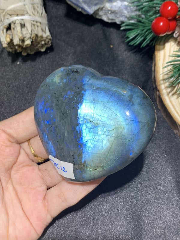 TRÁI TIM ĐÁ XÀ CỪ – Labradorite (TXC12) – KT: 5,96*7,1CM, KL: 0,186KG