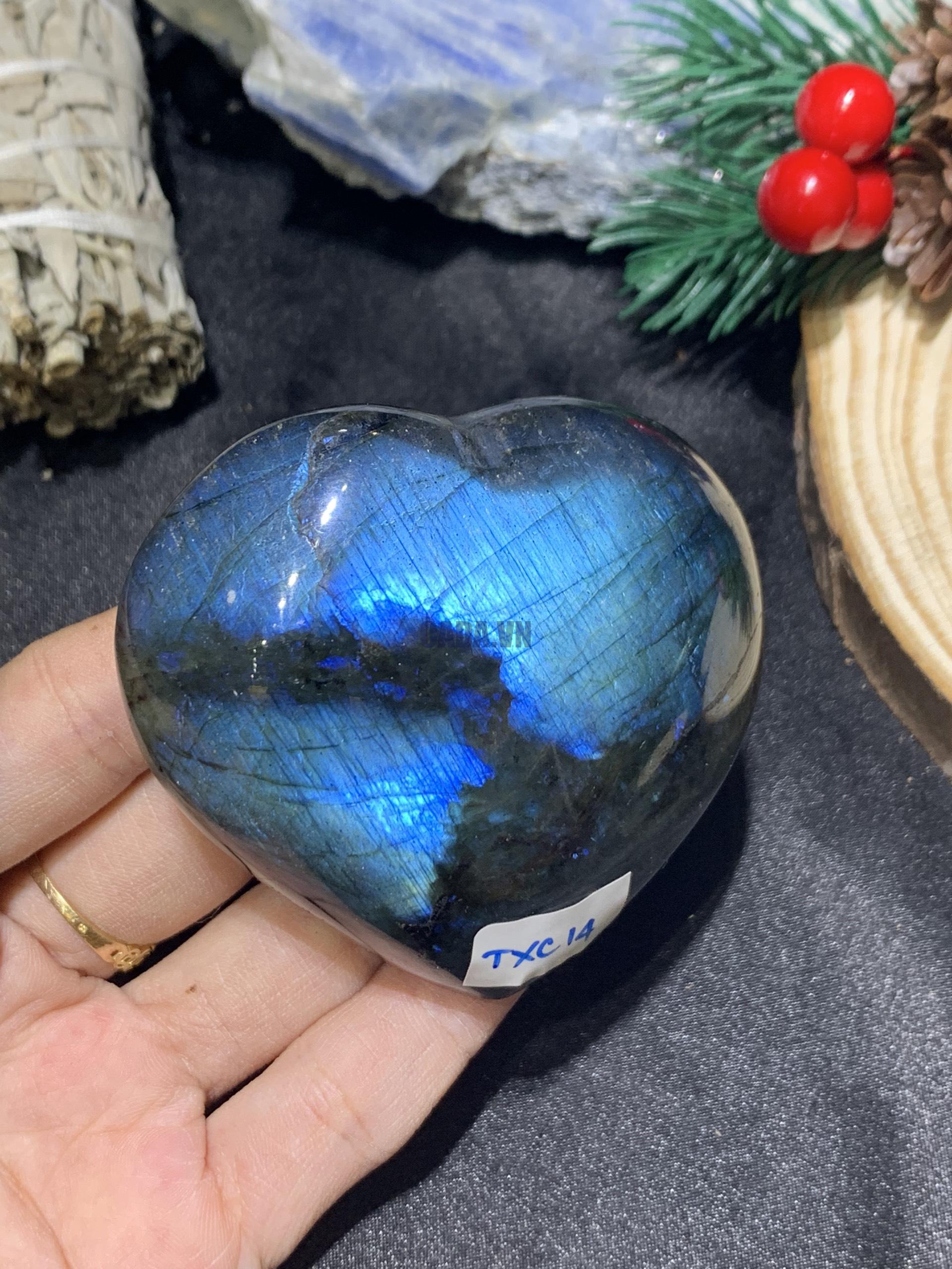 TRÁI TIM ĐÁ XÀ CỪ – Labradorite (TXC14) – KT: 6,11*6,64CM, KL: 0,168KG
