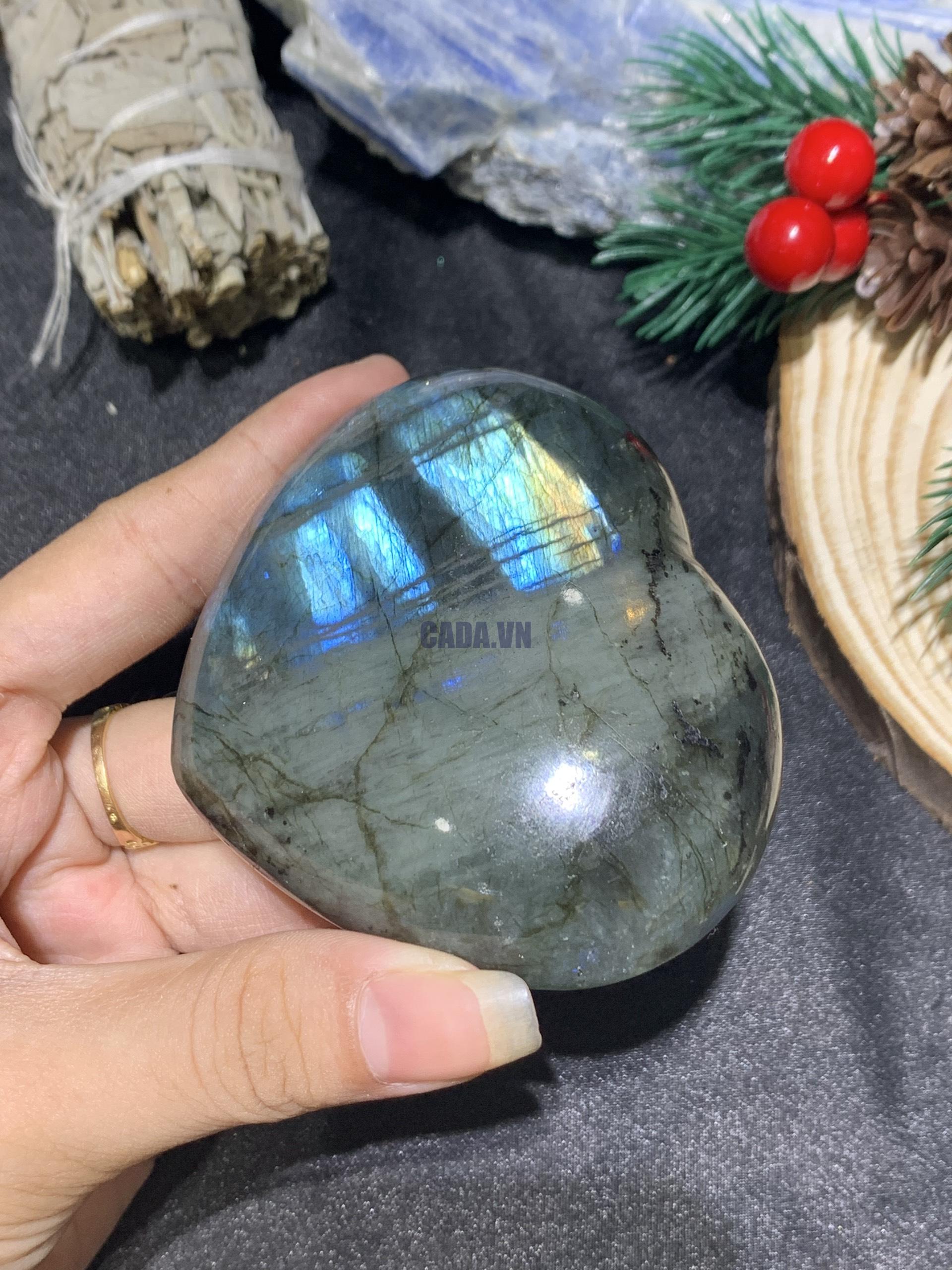 TRÁI TIM ĐÁ XÀ CỪ – Labradorite (TXC17) – KT: 6.53*7,62CM, KL: 0,202KG