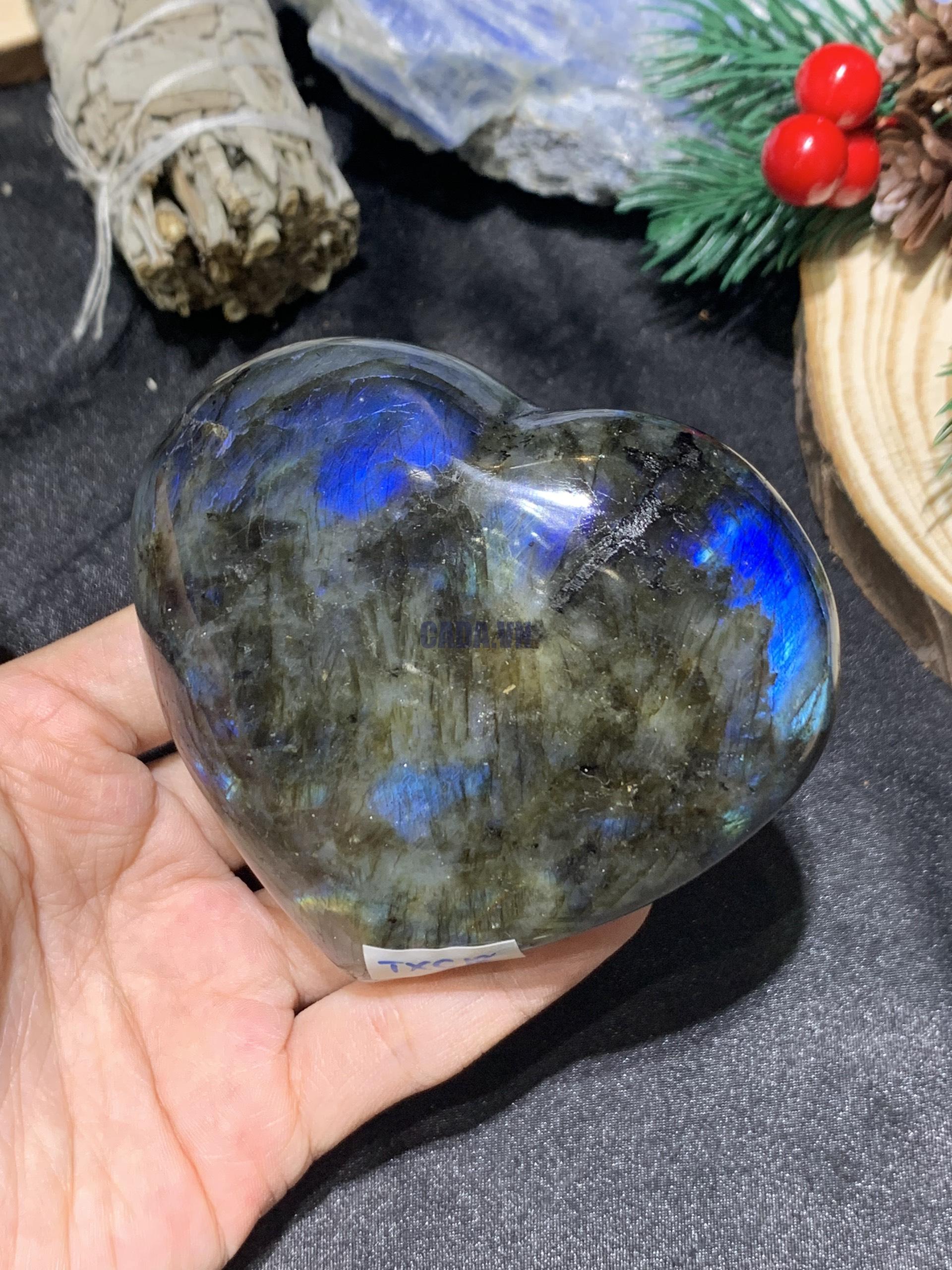 TRÁI TIM ĐÁ XÀ CỪ – Labradorite (TXC18) – KT: 7,16*8,13CM, KL: 0,28KG