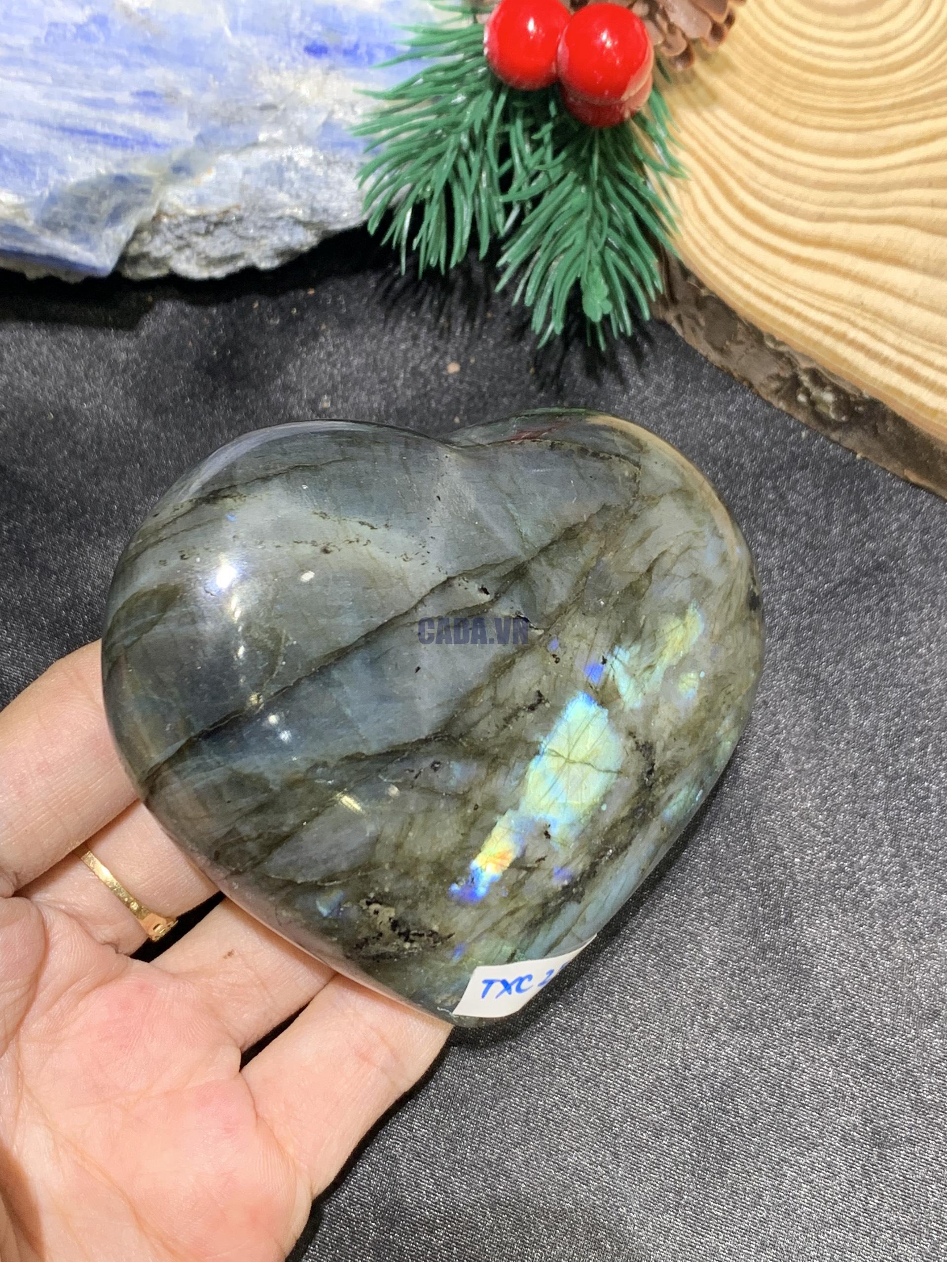 TRÁI TIM ĐÁ XÀ CỪ – Labradorite (TXC25) – KT: 7,23*8,08CM, KL: 0,27KG