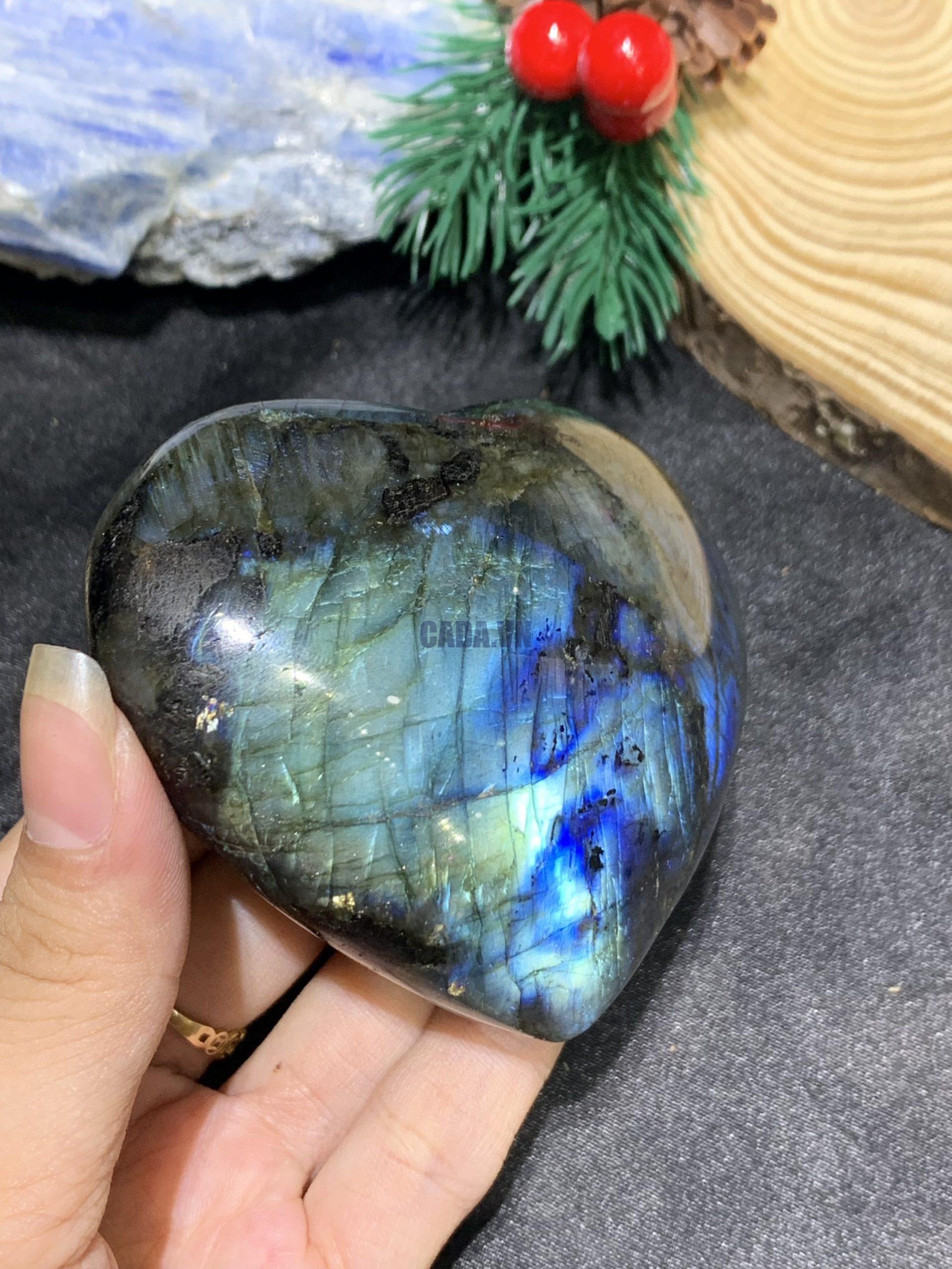 TRÁI TIM ĐÁ XÀ CỪ – Labradorite (TXC27) – KT: 7,04*7,68CM, KL: 0,264KG