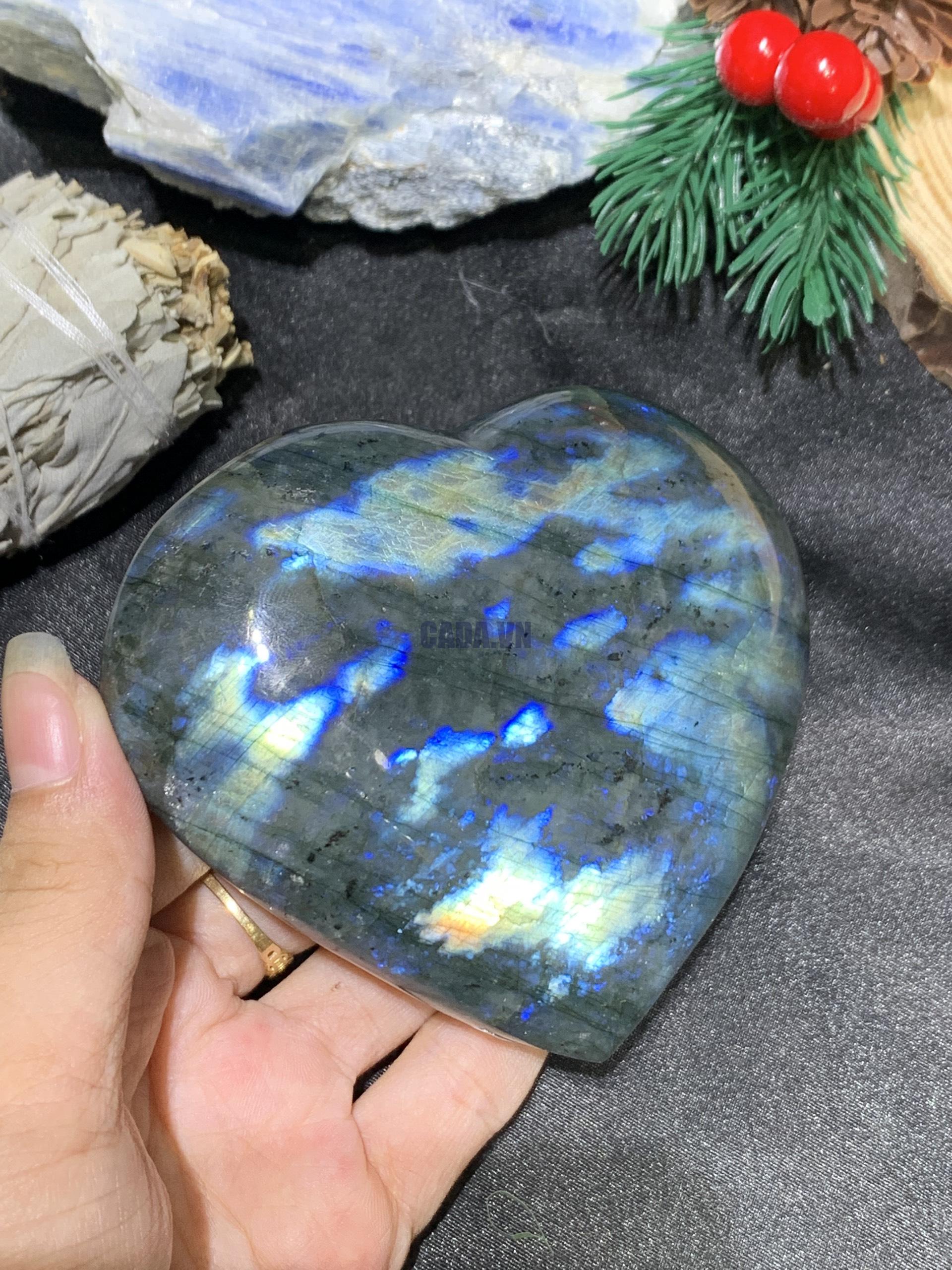 TRÁI TIM ĐÁ XÀ CỪ – Labradorite (TXC31) – KT: 8,21*9,14CM, KL:0,36KG