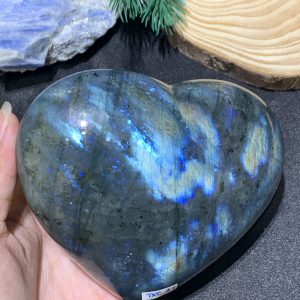 TRÁI TIM ĐÁ XÀ CỪ – Labradorite (TXC41) – KT: 10,34*11,4CM, KL: 0,792KG