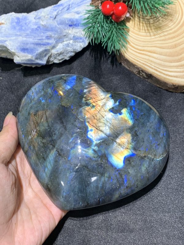 TRÁI TIM ĐÁ XÀ CỪ – Labradorite (TXC42) – KT: 10,76*12,19CM, KL: 0,77KG