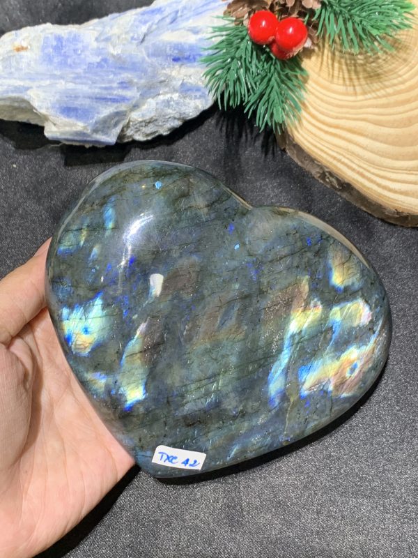 TRÁI TIM ĐÁ XÀ CỪ – Labradorite (TXC42) – KT: 10,76*12,19CM, KL: 0,77KG