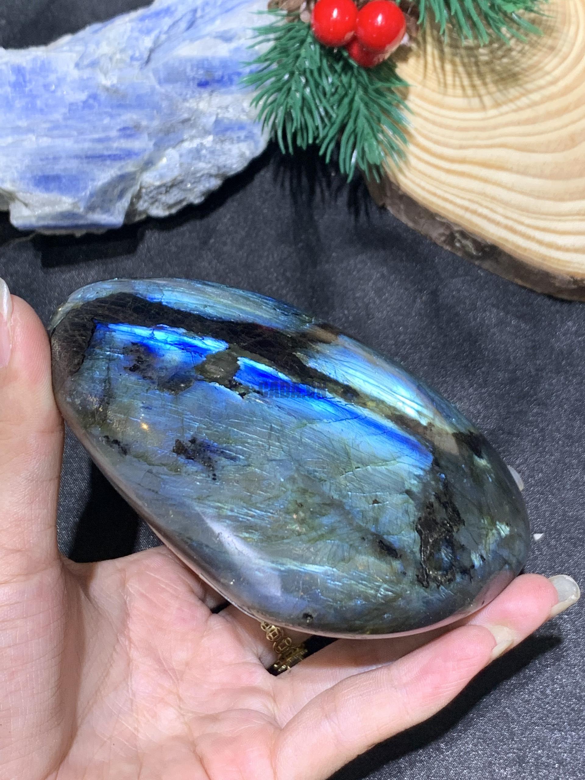 TRÁI TIM ĐÁ XÀ CỪ – Labradorite (TXC43) – KT: 9,75*10,97CM, KL: 0,536KG