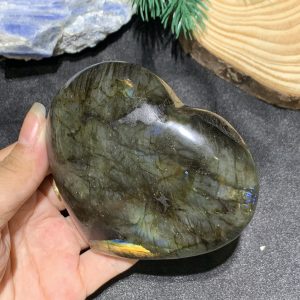 TRÁI TIM ĐÁ XÀ CỪ – Labradorite (TXC44) – KT: 7,7*8,52CM, KL: 0,294KG