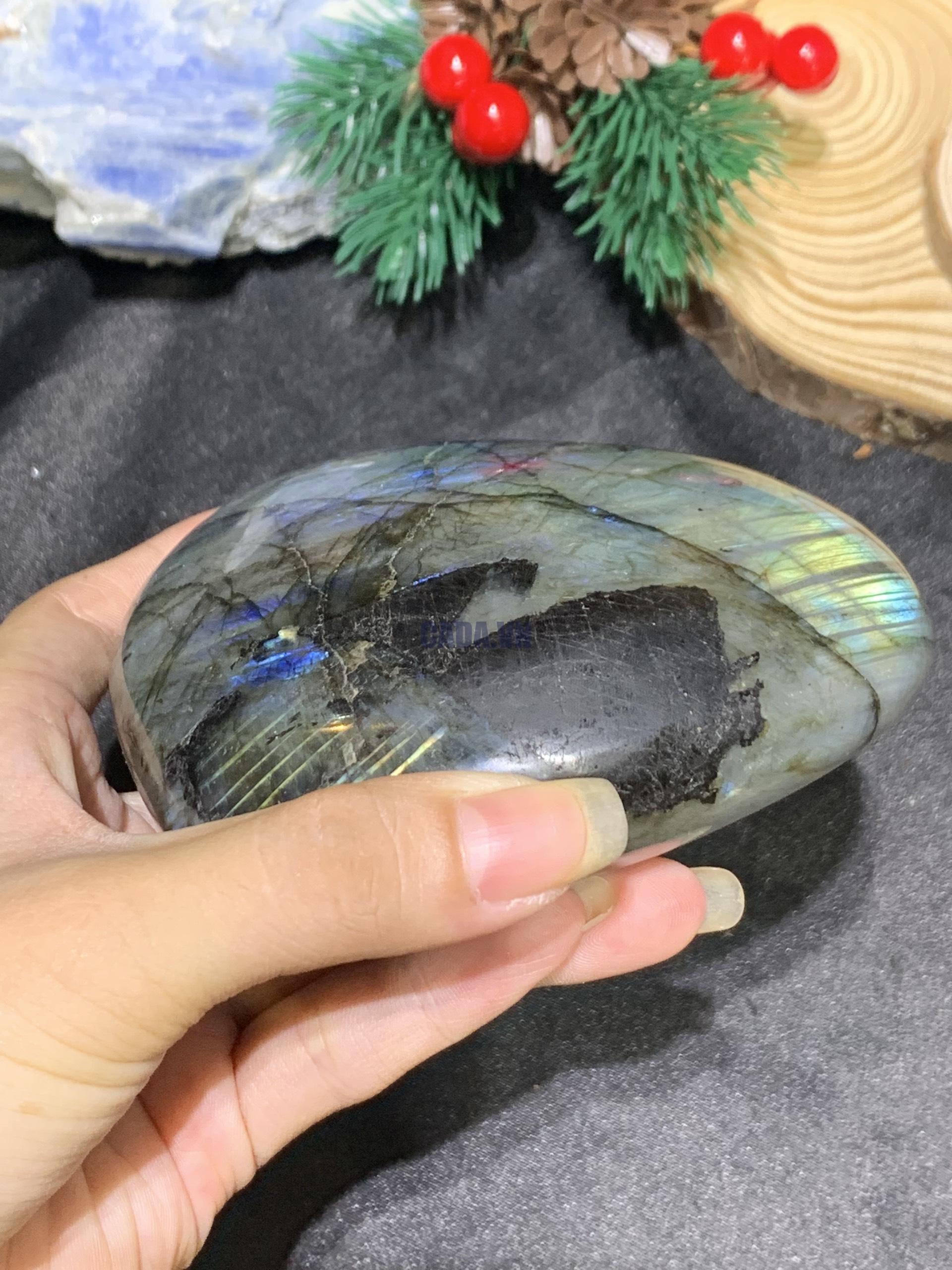 TRÁI TIM ĐÁ XÀ CỪ – Labradorite (TXC45) – KT: 9*11CM, KL: 0,632KG