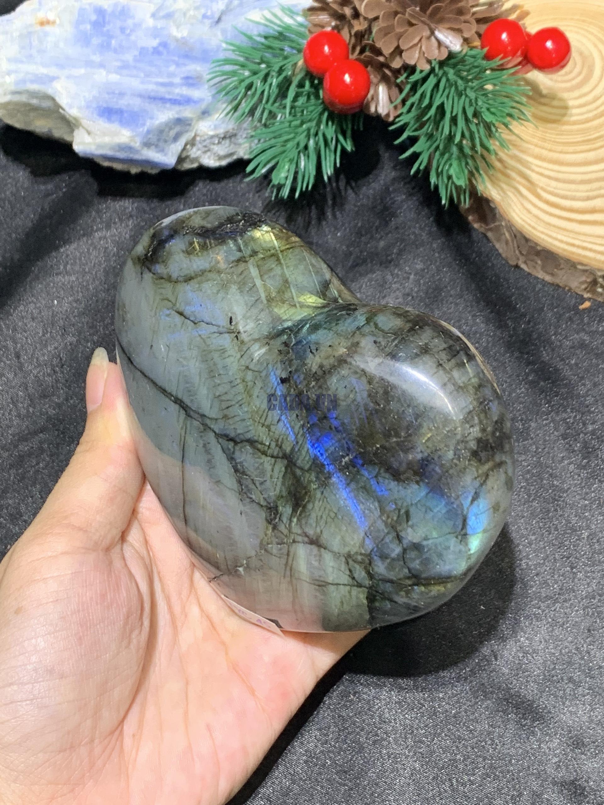 TRÁI TIM ĐÁ XÀ CỪ – Labradorite (TXC45) – KT: 9*11CM, KL: 0,632KG