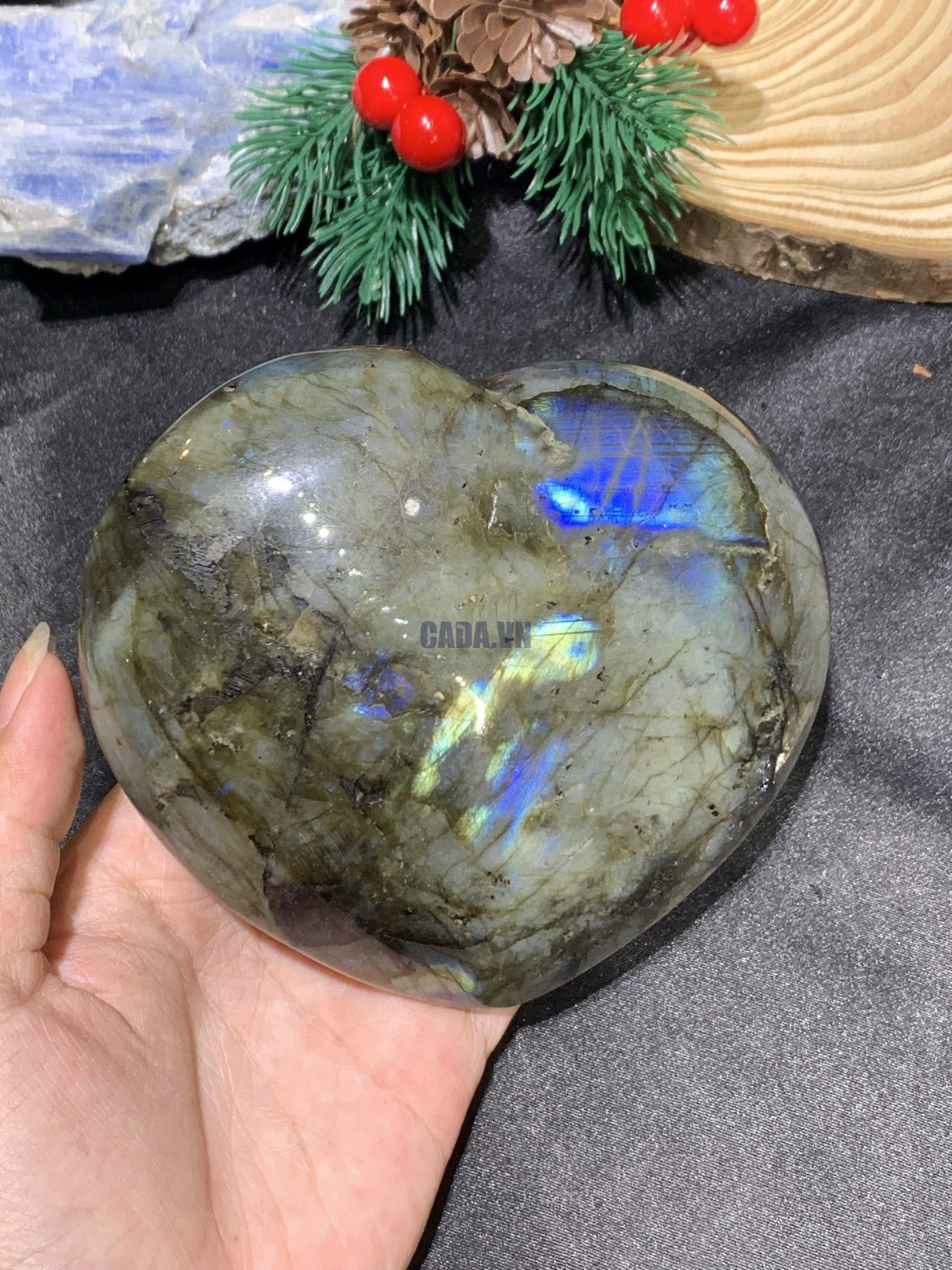 TRÁI TIM ĐÁ XÀ CỪ – Labradorite (TXC49) – KT: 10*11CM, KL: 0,666KG