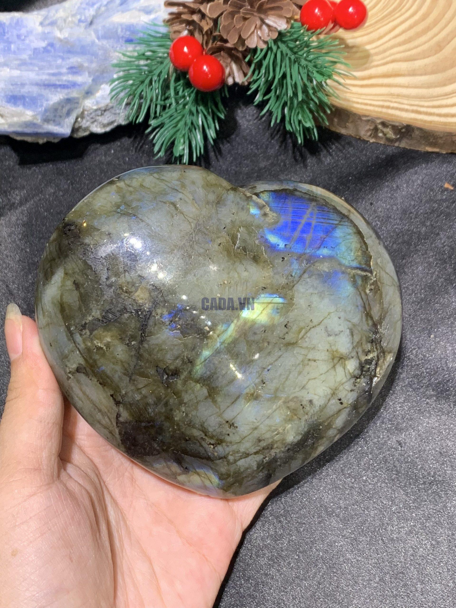 TRÁI TIM ĐÁ XÀ CỪ – Labradorite (TXC49) – KT: 10*11CM, KL: 0,666KG