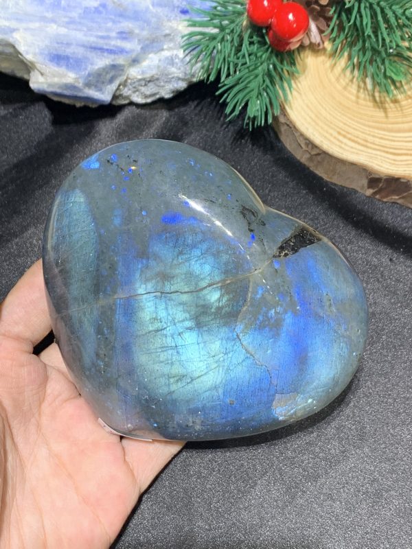 TRÁI TIM ĐÁ XÀ CỪ – Labradorite (TXC50) – KT: 9*11CM, KL: 0,674KG