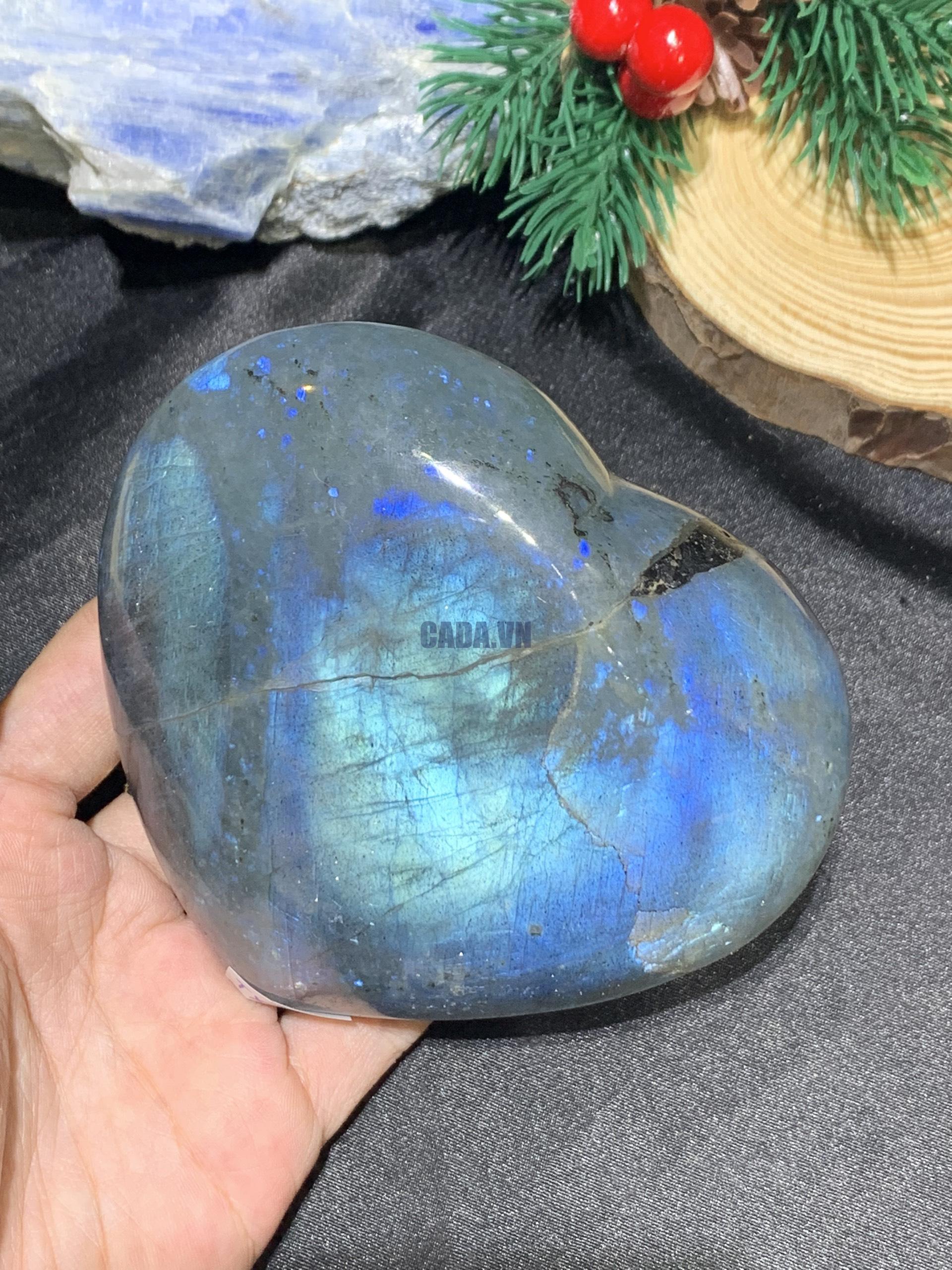 TRÁI TIM ĐÁ XÀ CỪ – Labradorite (TXC50) – KT: 9*11CM, KL: 0,674KG