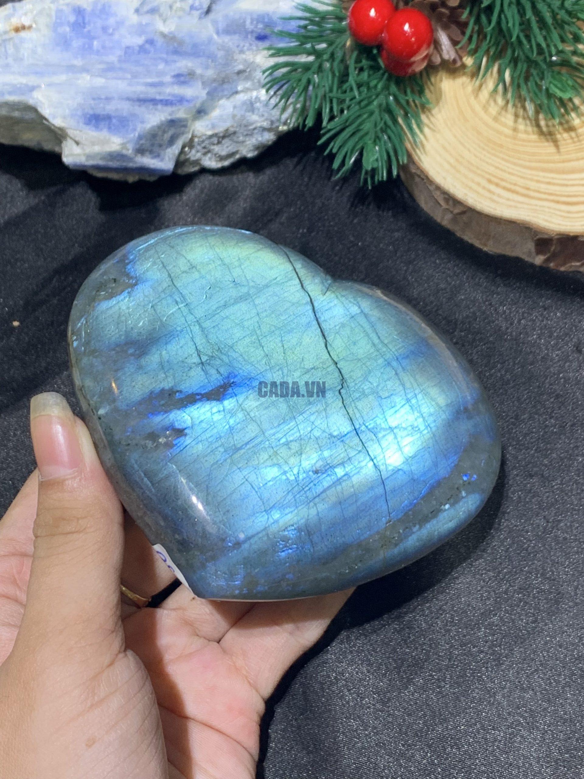 TRÁI TIM ĐÁ XÀ CỪ – Labradorite (TXC50) – KT: 9*11CM, KL: 0,674KG